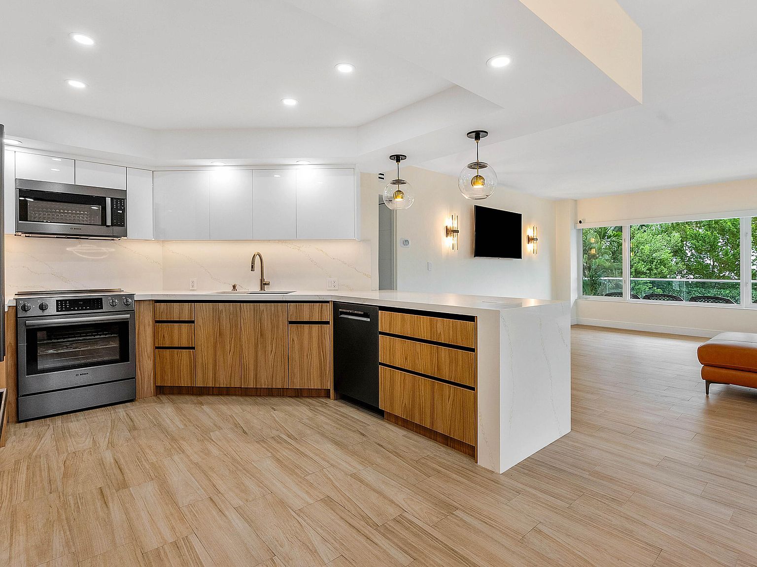 701 E Camino Real APT 2 Boca Raton, FL 33432 - Thumbnail 5