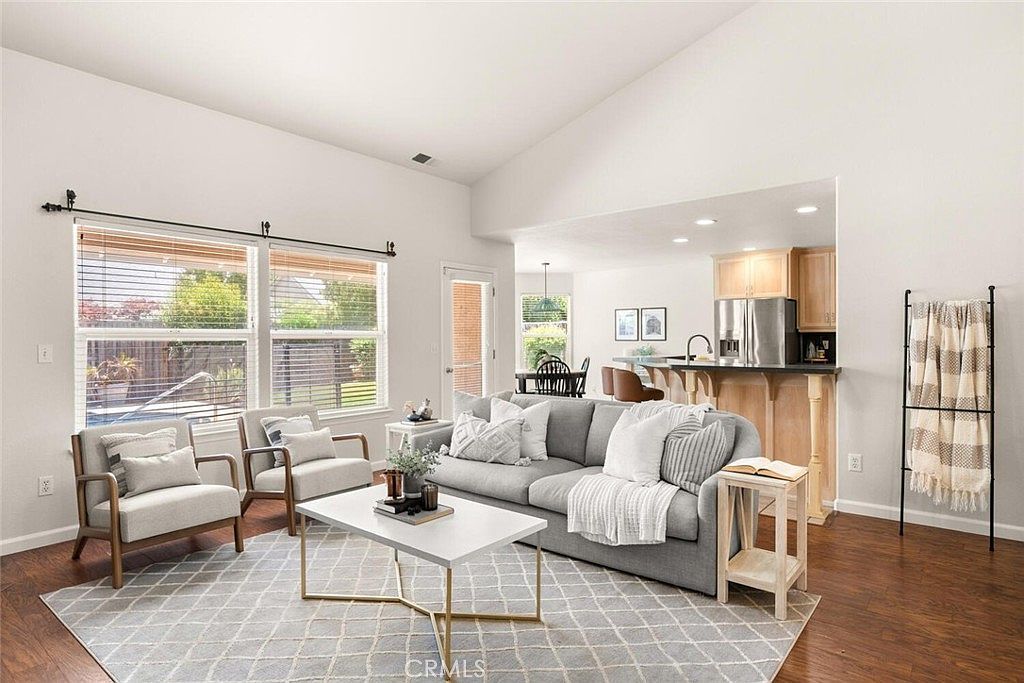 2391 Burlingame Dr Chico, CA 95928 - Thumbnail 5