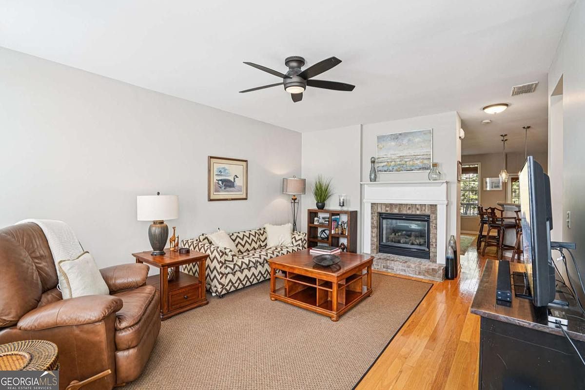 3689 Chattahoochee Summit Dr SE Atlanta, GA 30339 - Thumbnail 5