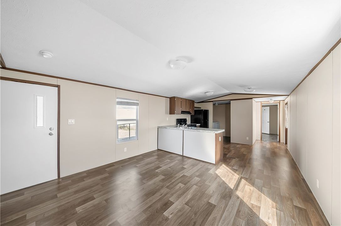 906 Sandy Beach Dr Bullhead City, AZ 86442 - Thumbnail 5