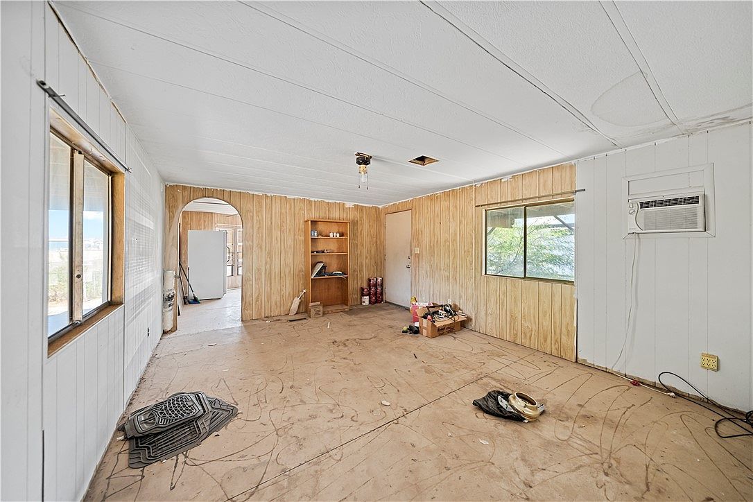 1592 E Valencia Rd Fort Mohave, AZ 86426 - Thumbnail 5