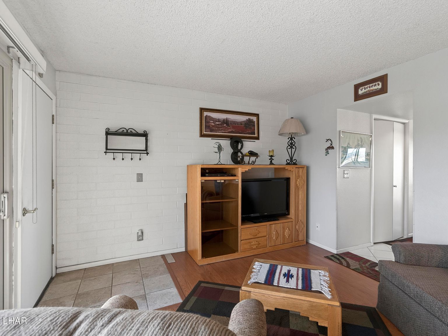 89 Acoma Blvd N APT 16 Lake Havasu City, AZ 86403 - Thumbnail 5
