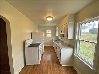 101 West St, Carmichaels, PA 15320, USA - Thumbnail 5