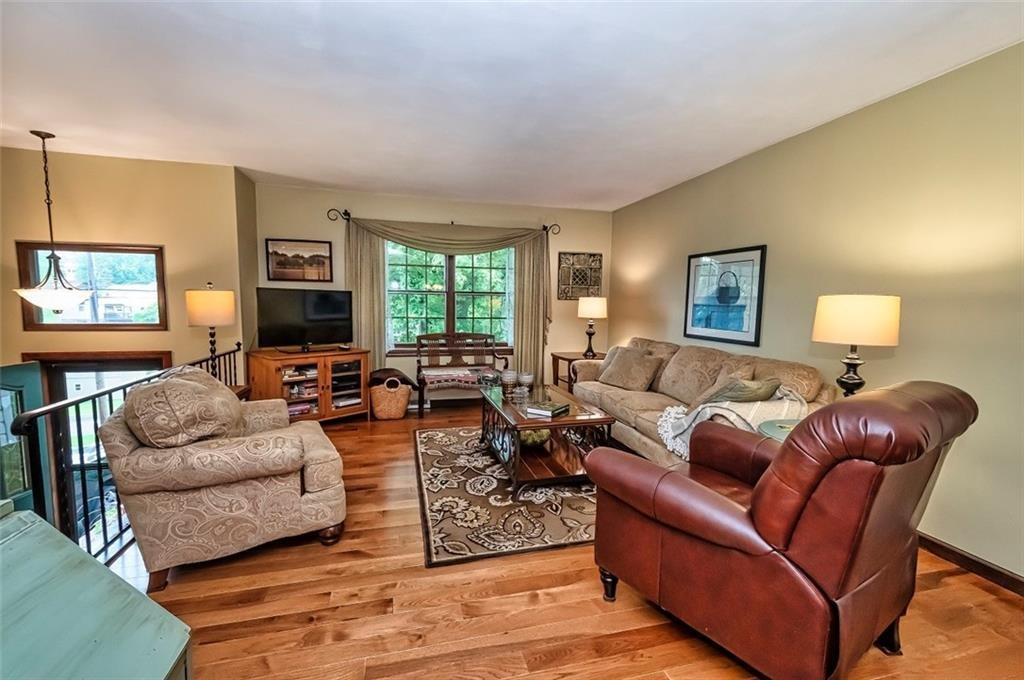 5939 McPherson Ave, Bethel Park, PA 15102, USA - Thumbnail 5