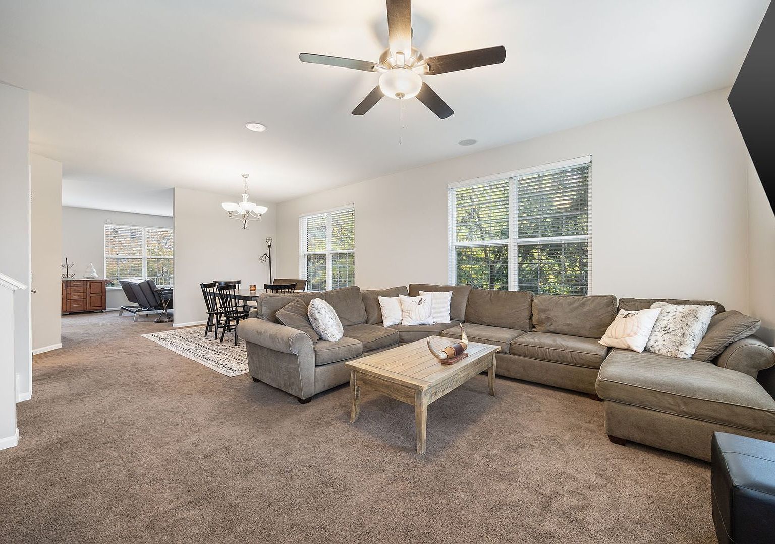 294 Comstock Dr UNIT 294 Elgin, IL 60124 - Thumbnail 5