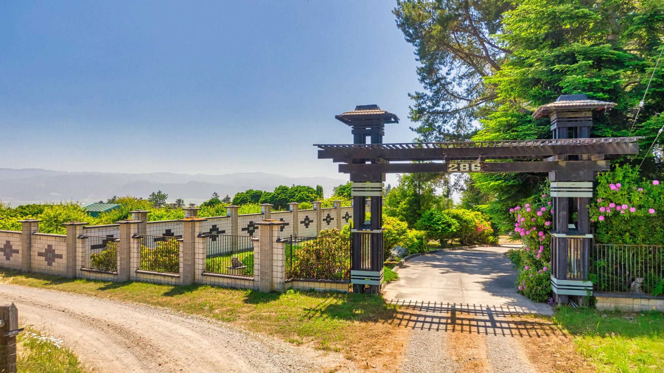 286 Summit View Lane, Fortuna, CA, USA, 95540 - Thumbnail 5