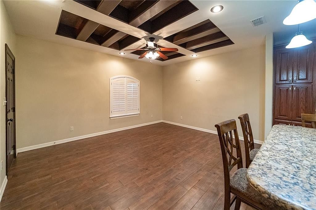 510 Greystone Cir Alamo, TX 78516 - Thumbnail 5