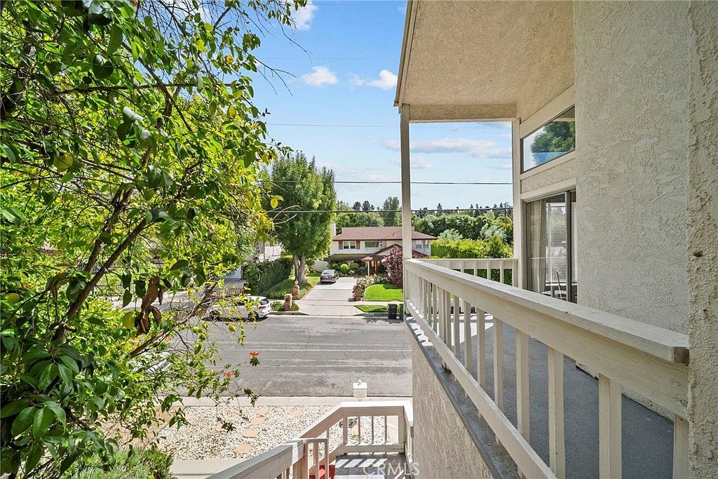 22647 Margarita Dr Woodland Hills, CA 91364 - Thumbnail 5
