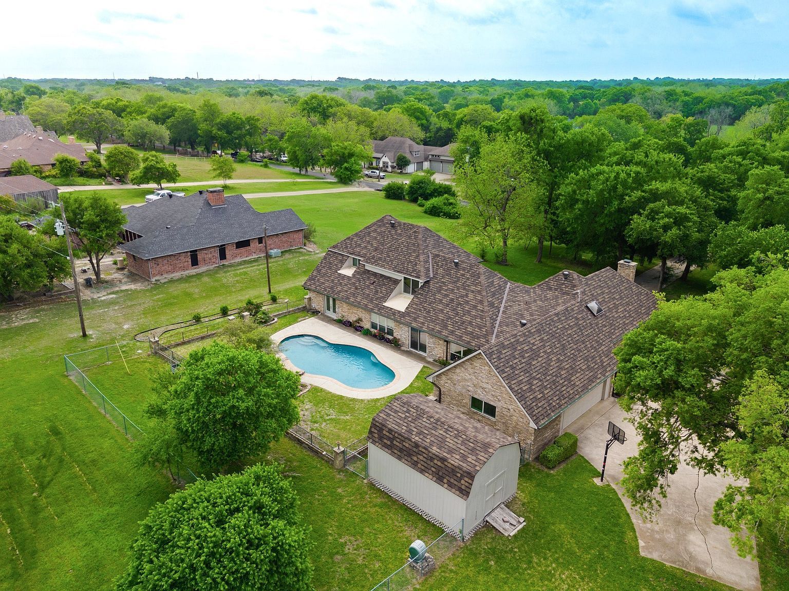 907 Red Oak Creek Dr Red Oak, TX 75154 - Thumbnail 5