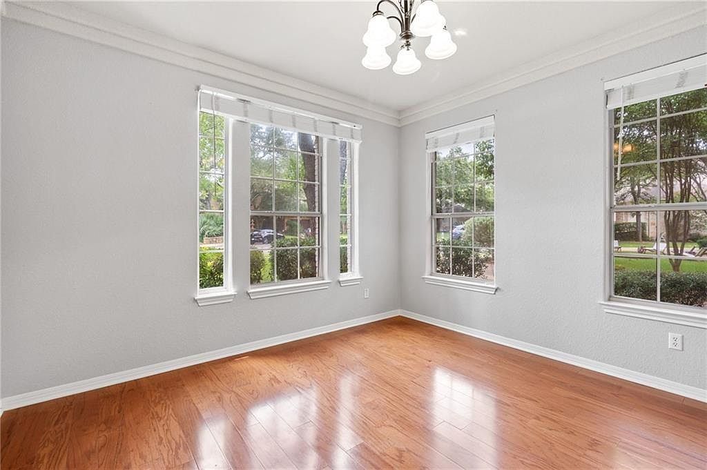 8105 Crabtree Cv Austin, TX 78750 - Thumbnail 5