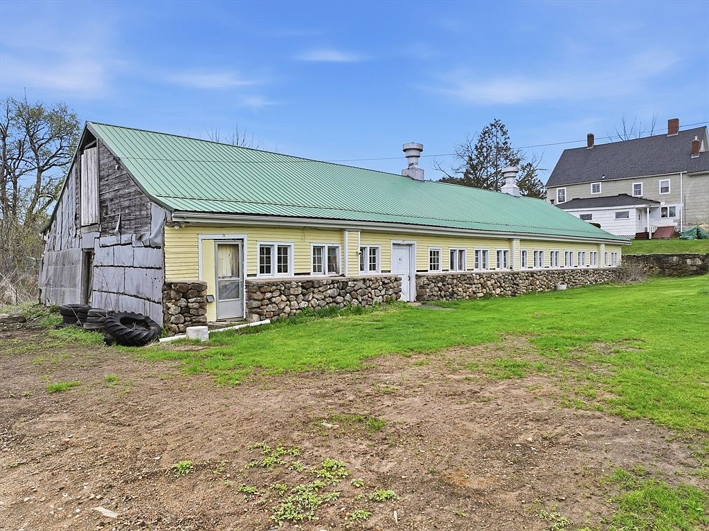 16 Main St Brookfield, MA 01506 - Thumbnail 5