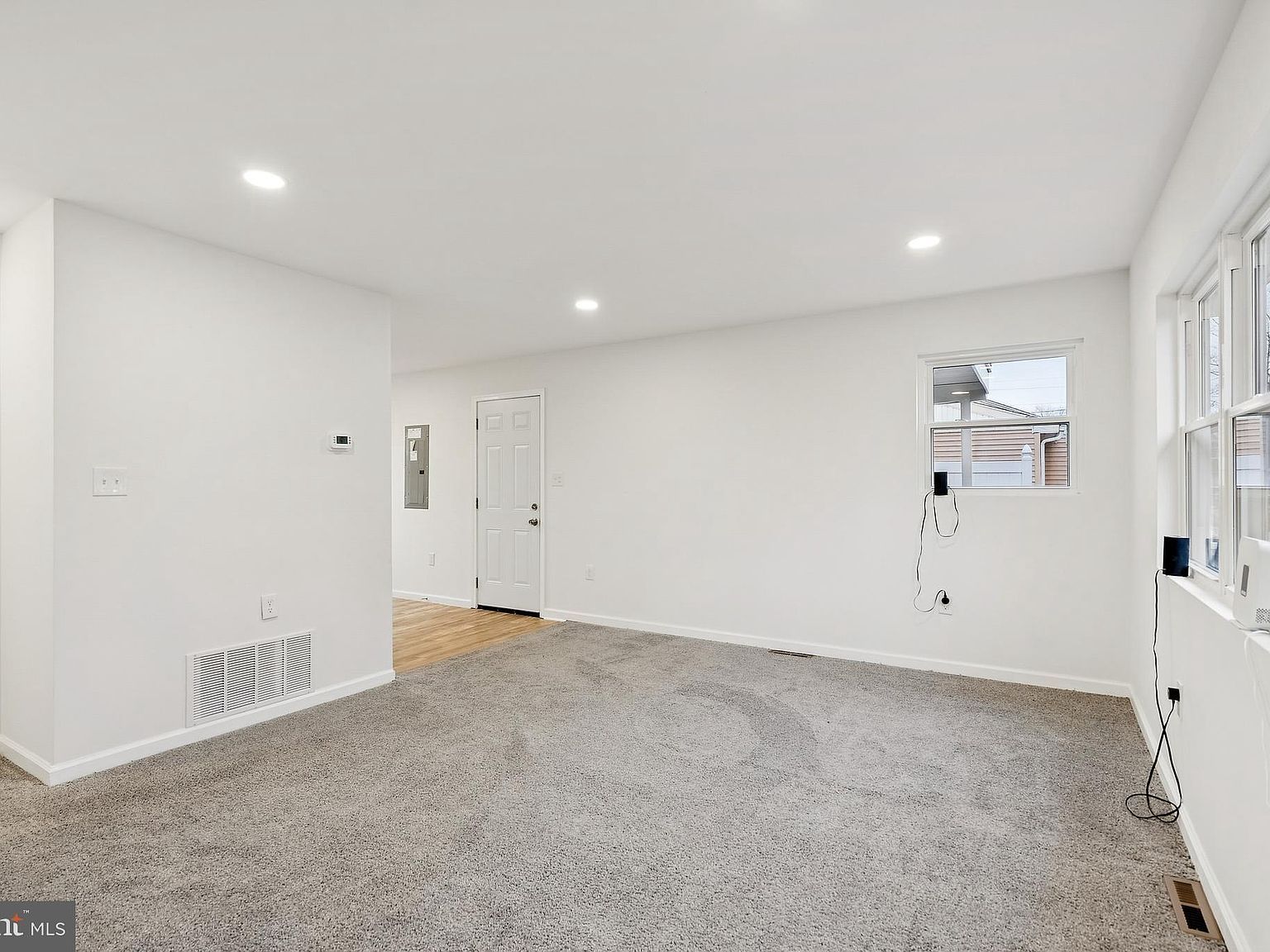 911 Allison Rd Burlington, NJ 08016 - Thumbnail 5