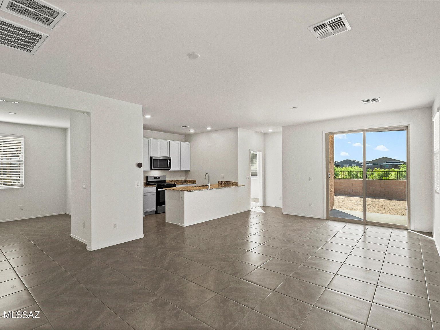 12540 N Krista Ave Marana, AZ 85653 - Thumbnail 5