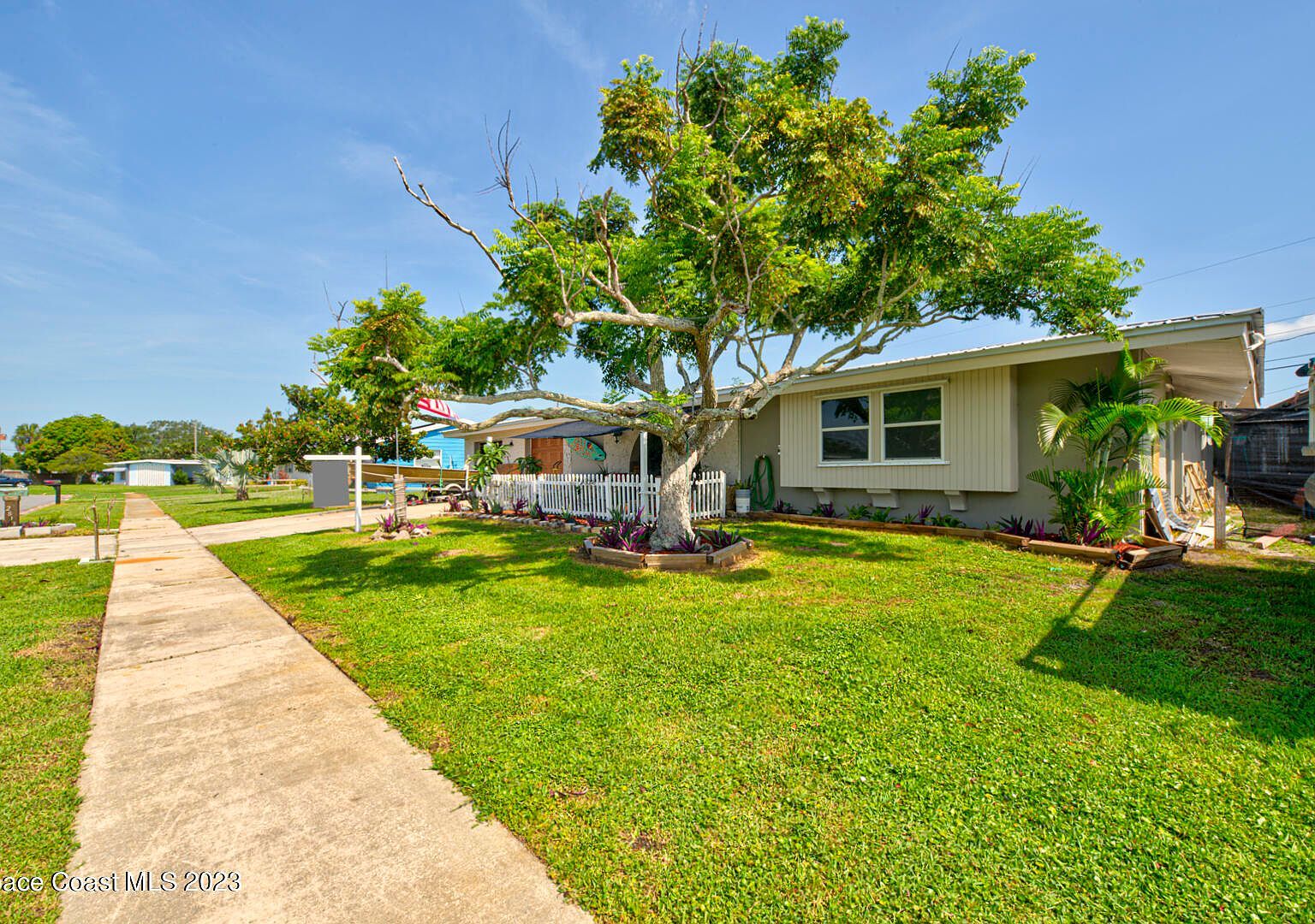 2813 Floresta Dr NE Palm Bay, FL 32905 - Thumbnail 5