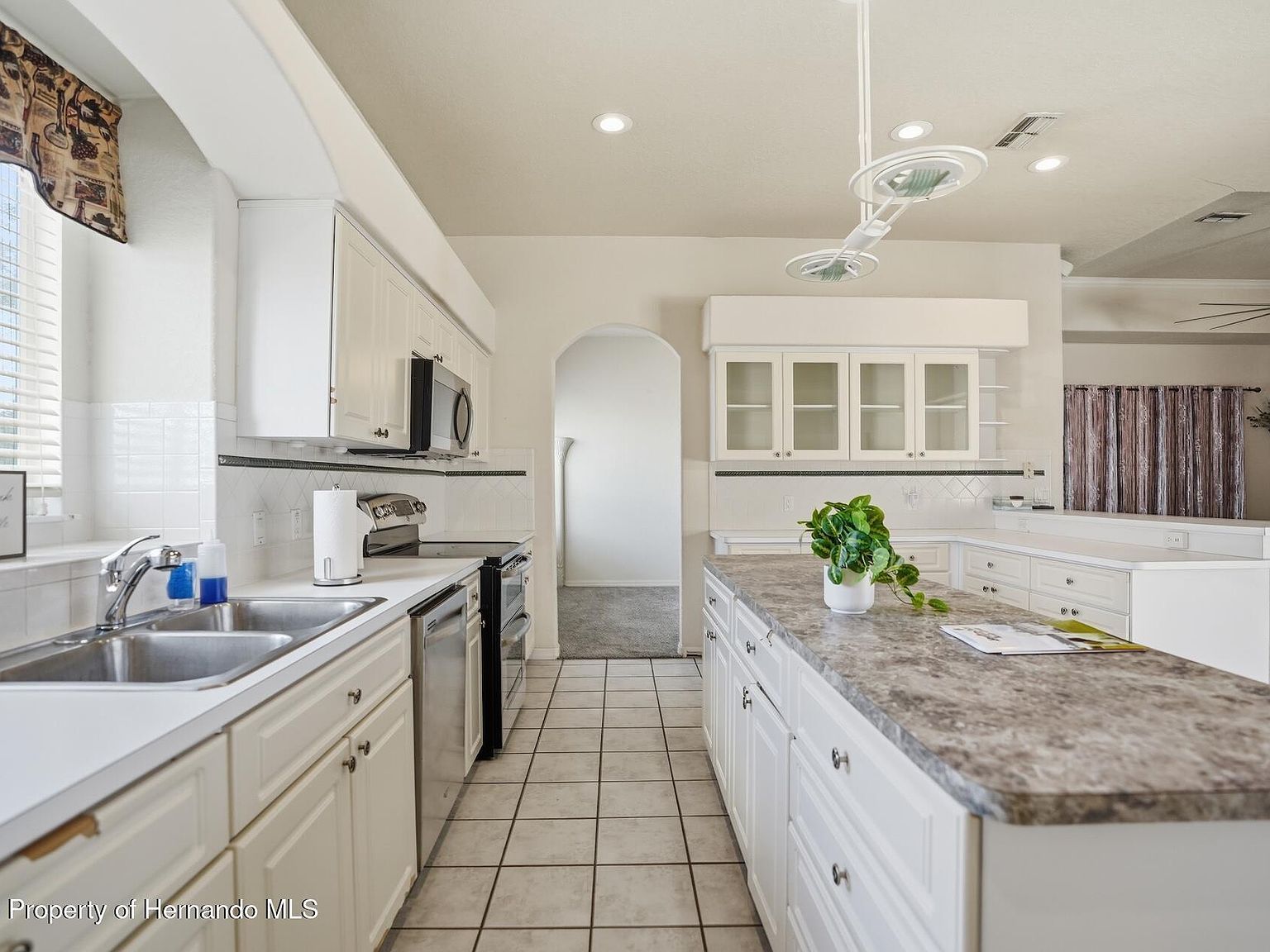 14260 Pullman Dr Spring Hill, FL 34609 - Thumbnail 5