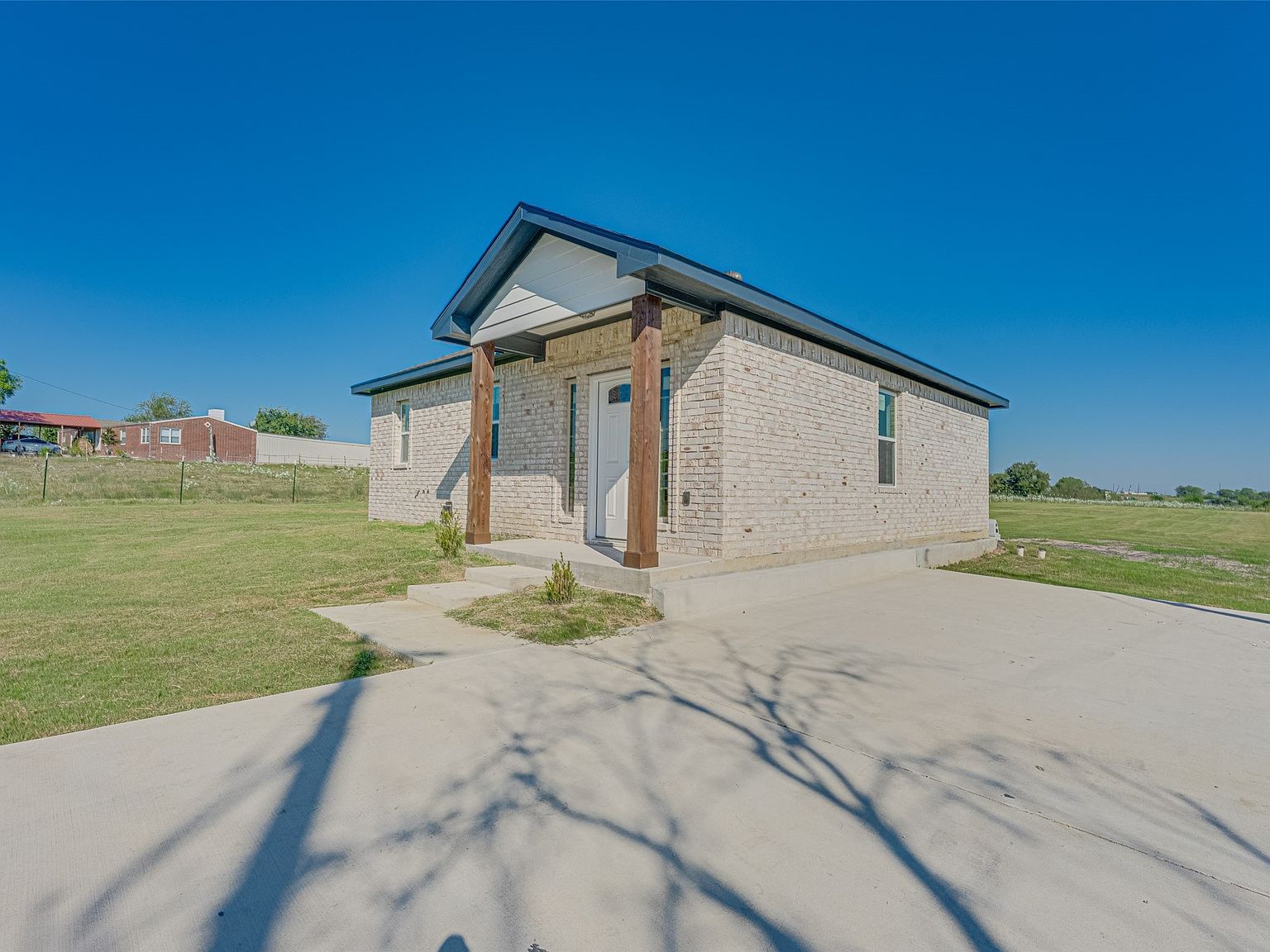 8064 NE County Road 1040 Rice, TX 75155 - Thumbnail 5