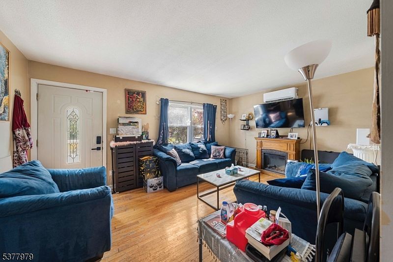 26 Edward Ct Clifton, NJ 07011 - Thumbnail 5