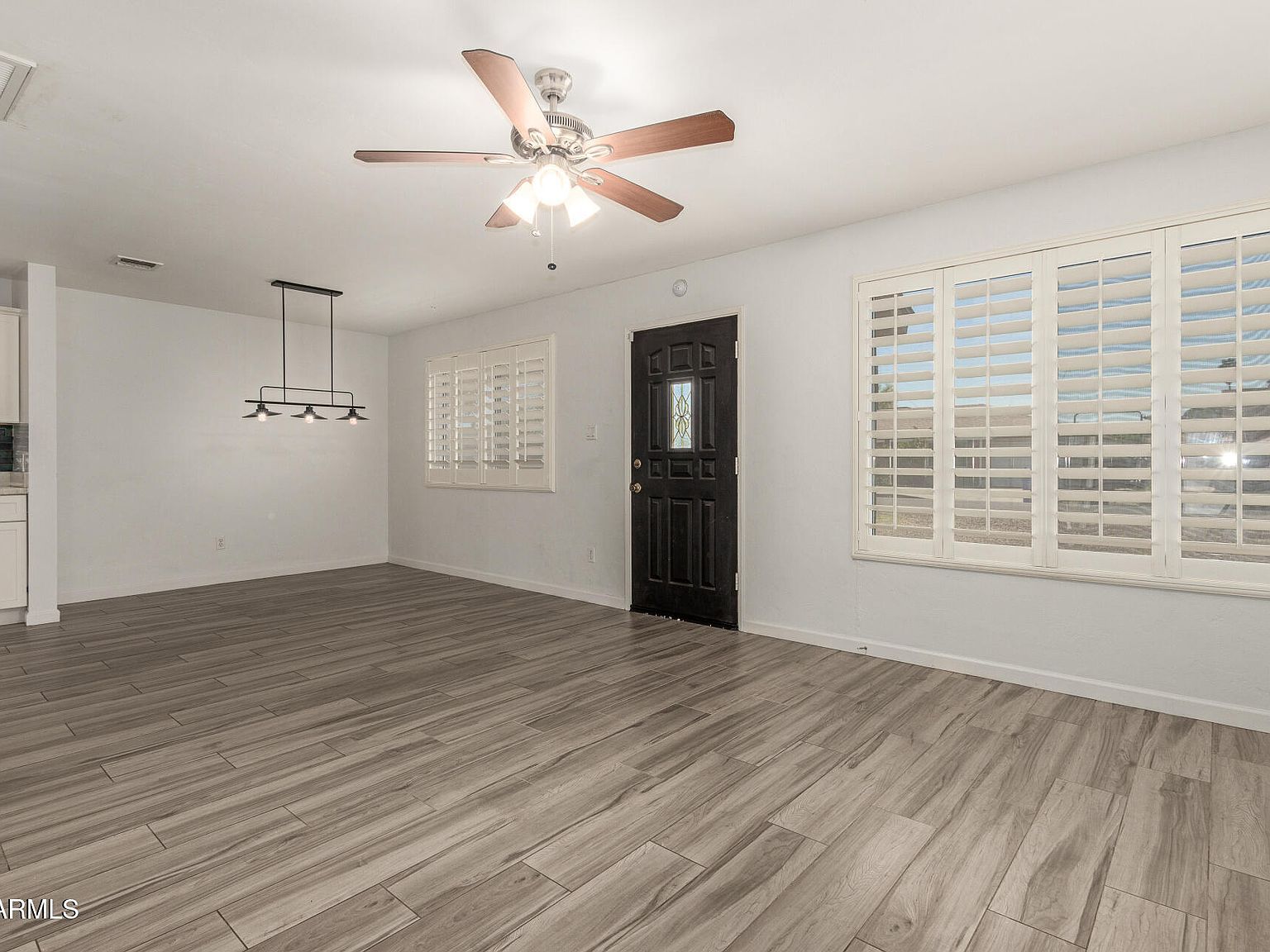 2808 W Lawrence Rd Phoenix, AZ 85017 - Thumbnail 5