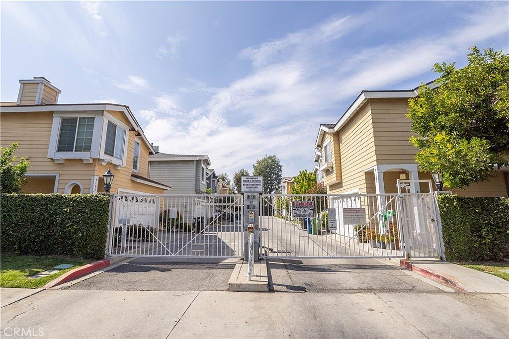 9155 Noble Ave Los Angeles, CA 91343 - Thumbnail 5