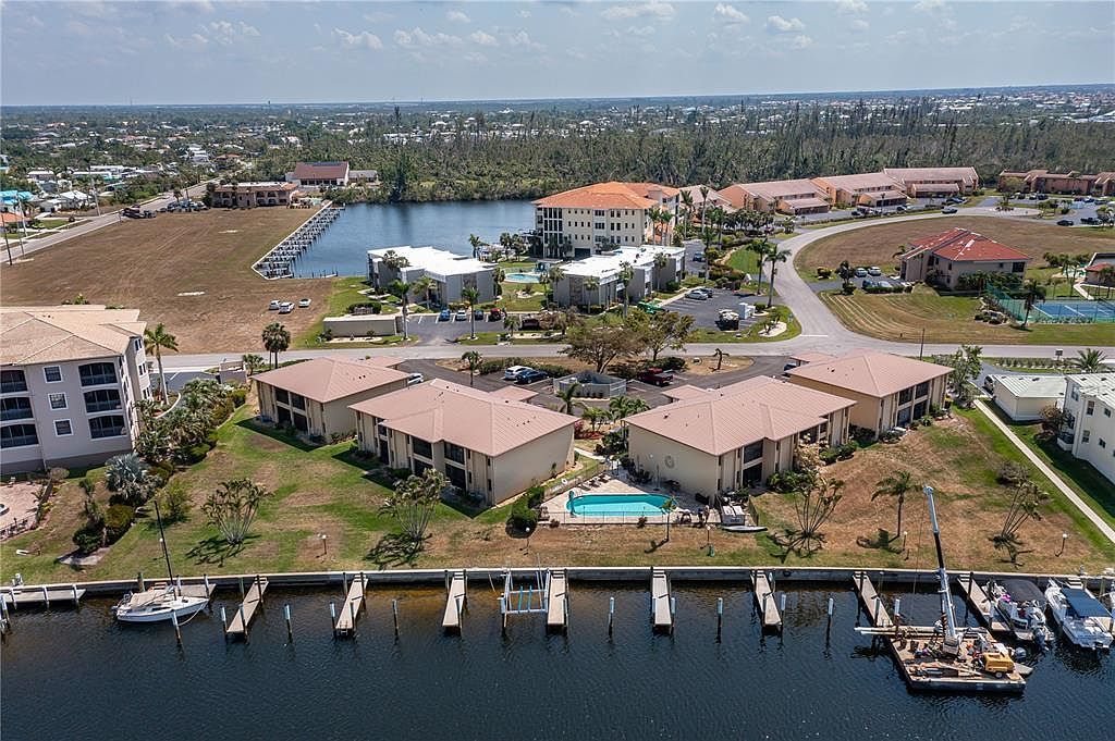 3221 White Ibis Ct APT D2 Punta Gorda, FL 33950 - Thumbnail 5