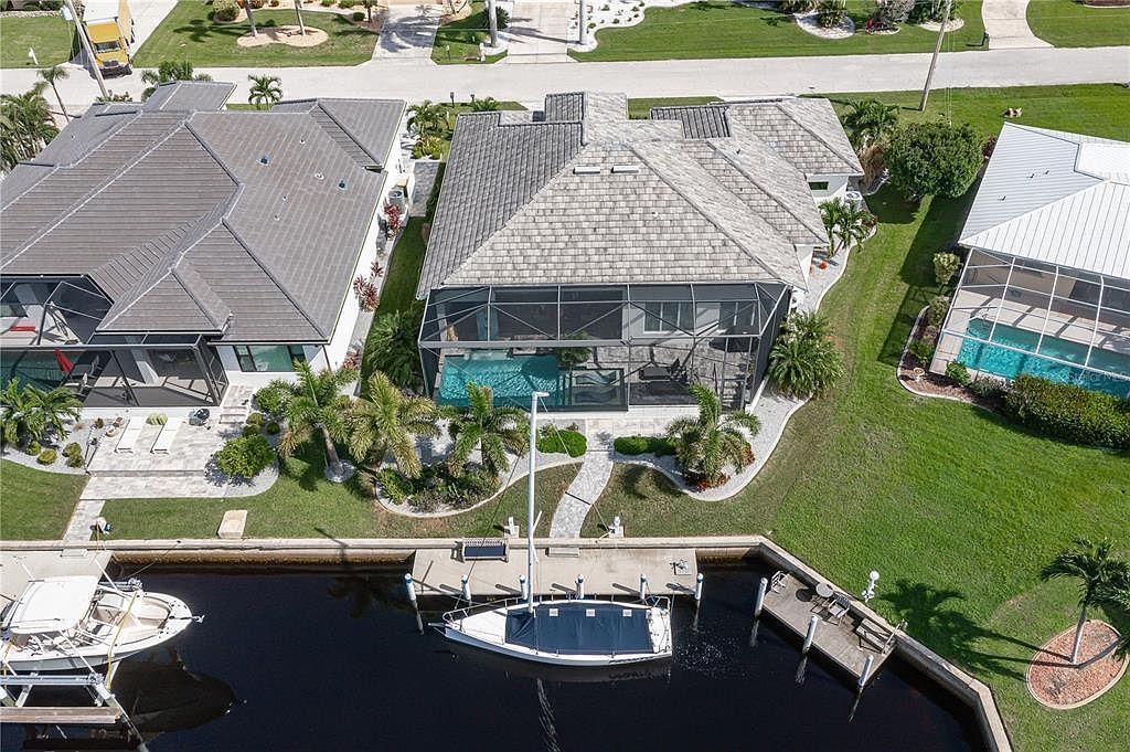 2511 Rio Largo Ct Punta Gorda, FL 33950 - Thumbnail 5