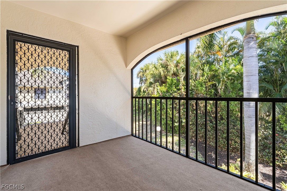 13281 Whitehaven Ln APT 406 Fort Myers, FL 33966 - Thumbnail 5