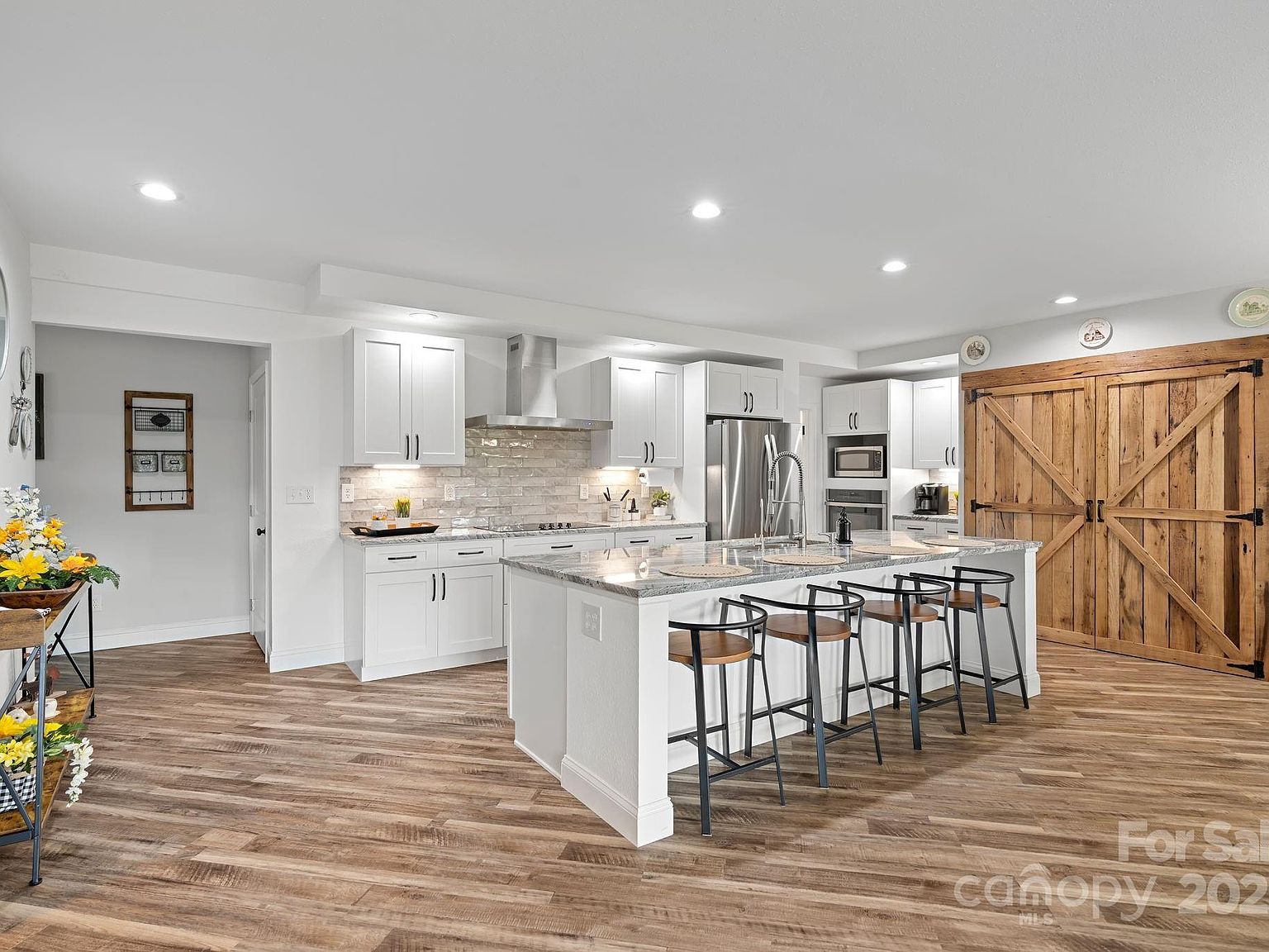 204 Mountain Spring Ln Canton, NC 28716 - Thumbnail 5