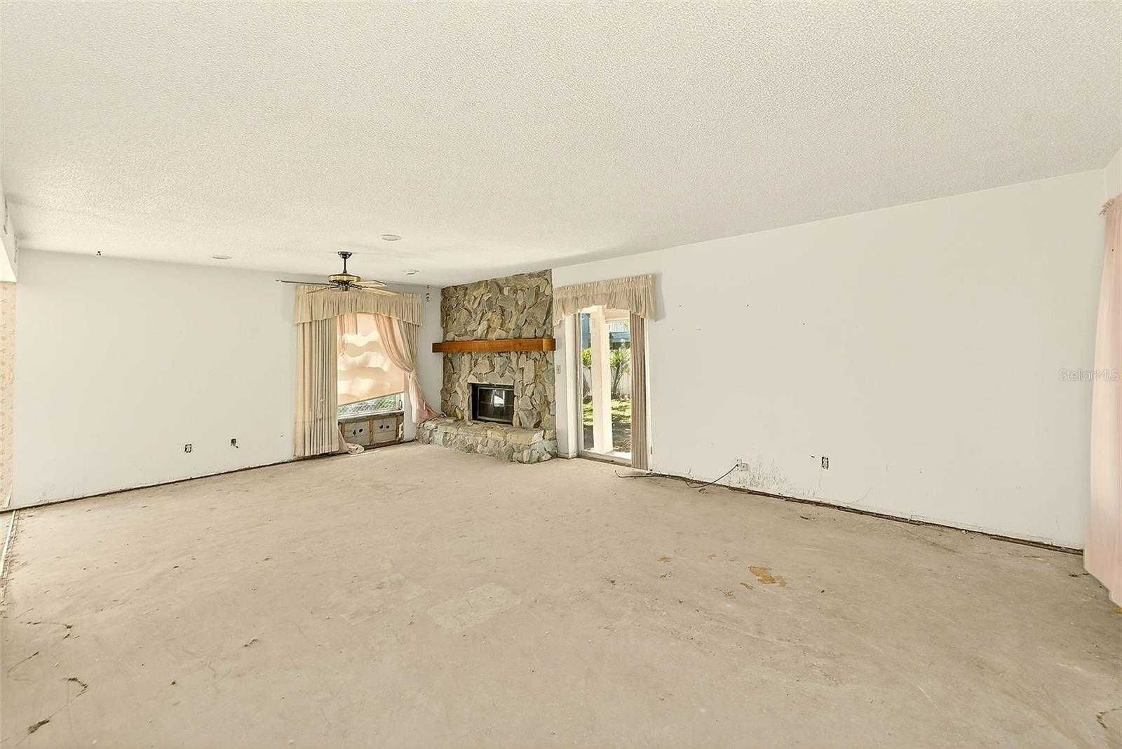 205 Gulf Boulevard, Belleair Beach, FL, USA, 33786 - Thumbnail 5