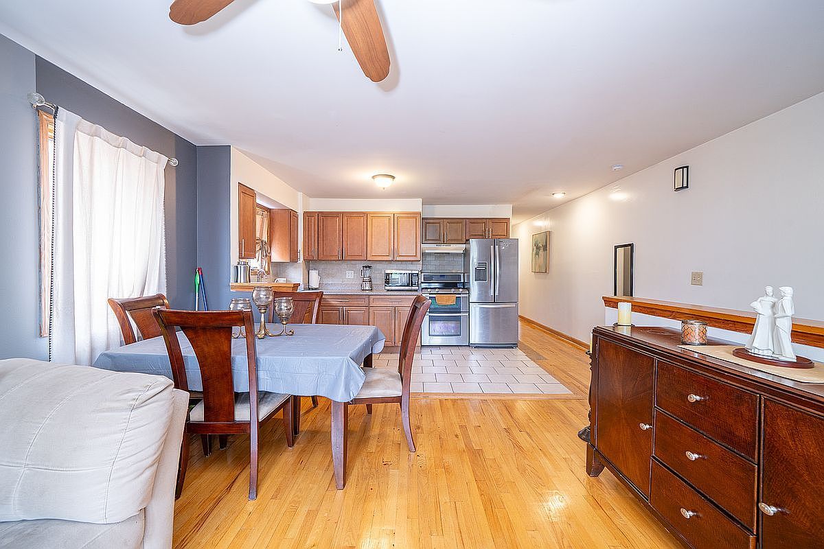 232 Emerson Ave FLOOR 1 Bronx, NY 10465 - Thumbnail 5