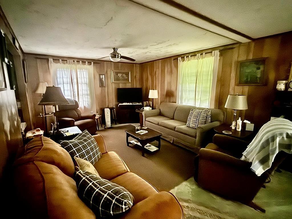 1955 Sam Davis Rd Bryson City, NC 28713 - Thumbnail 5