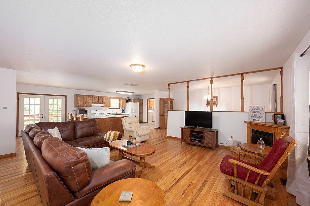 1400 Alarka Rd, Bryson City, NC, 28713 - Thumbnail 5