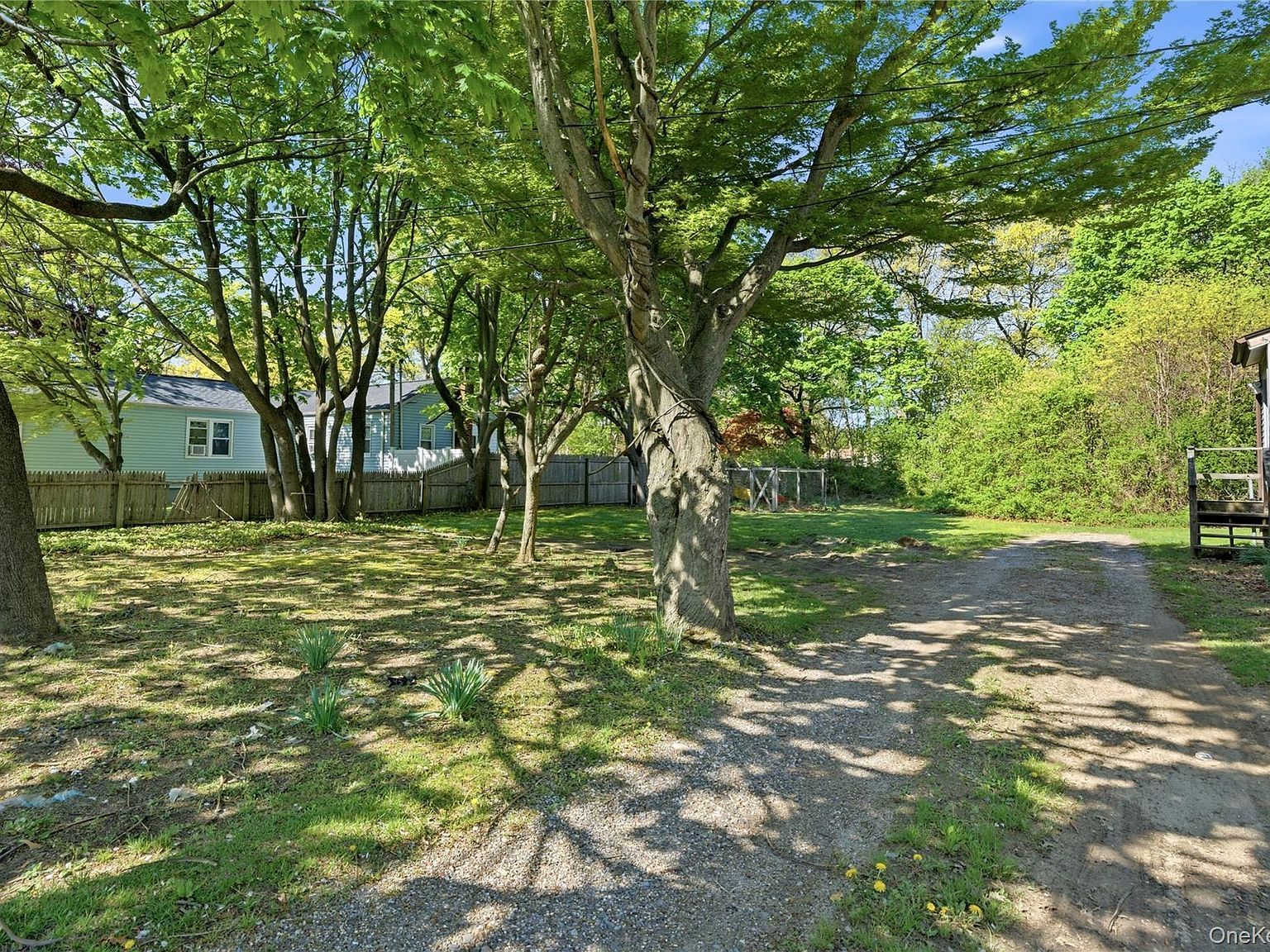 2284 Ocean Ave Ronkonkoma, NY 11779 - Thumbnail 5