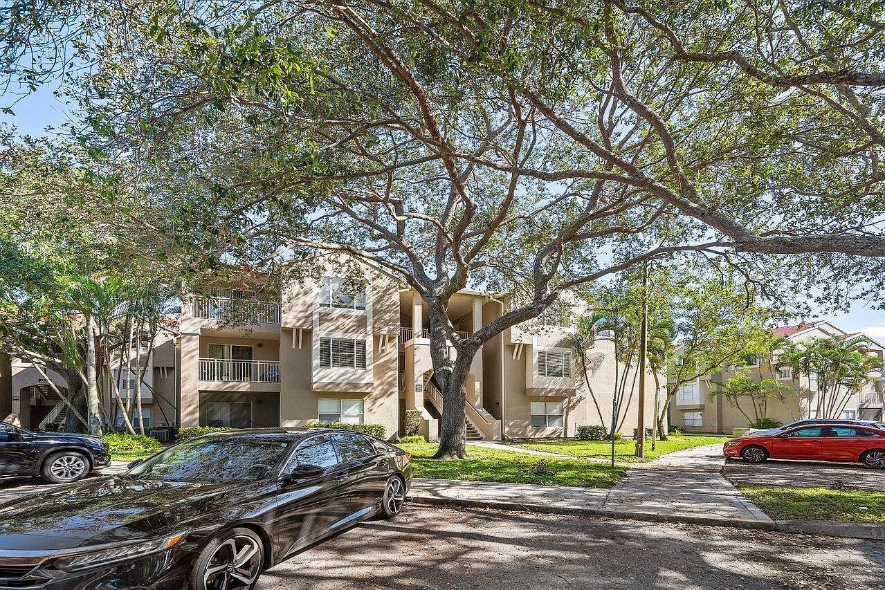 1825 Palm Cove Blvd #7-306 Delray Beach, FL 33445 - Thumbnail 5