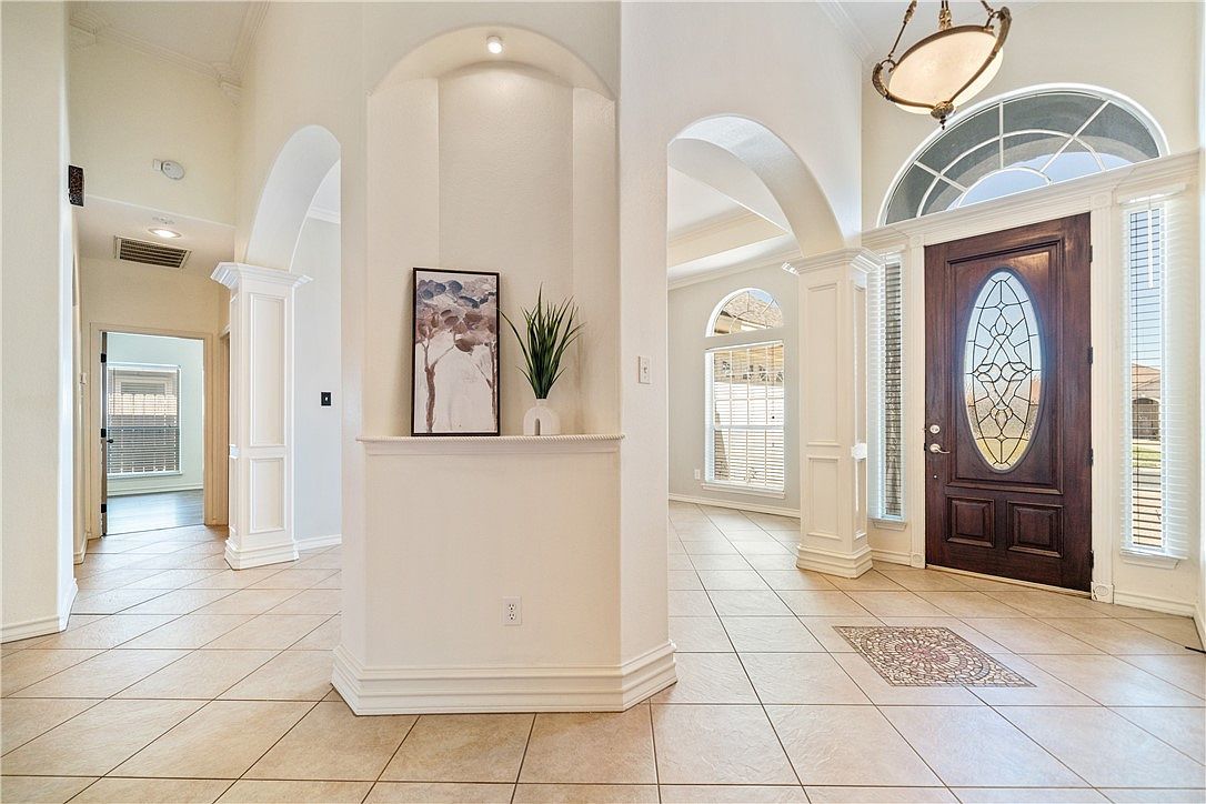 6825 Island Park Ct Corpus Christi, TX 78414 - Thumbnail 5