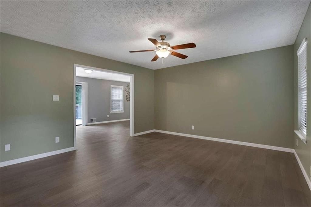 4378 Ridge Ct Loganville, GA 30052 - Thumbnail 5