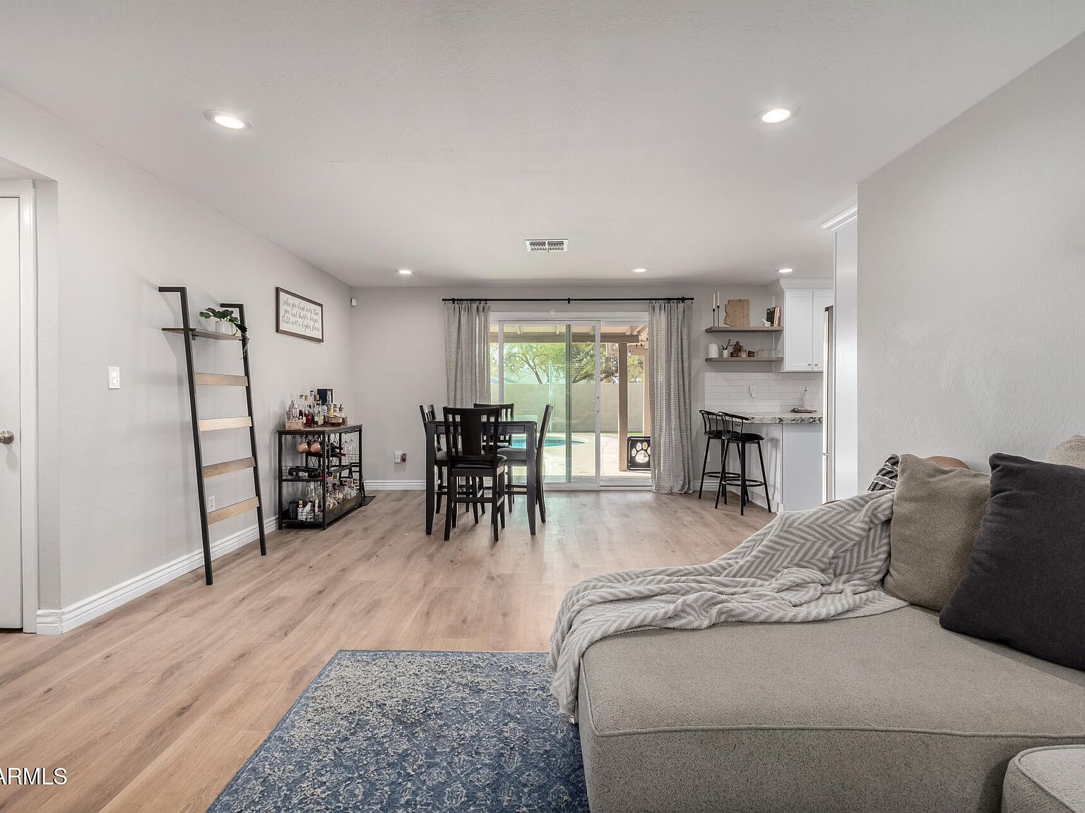 3503 E Campo Bello Dr Phoenix, AZ 85032 - Thumbnail 5