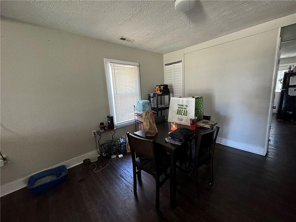 1006 W Cliff St Saint Joseph, MO 64504 - Thumbnail 5