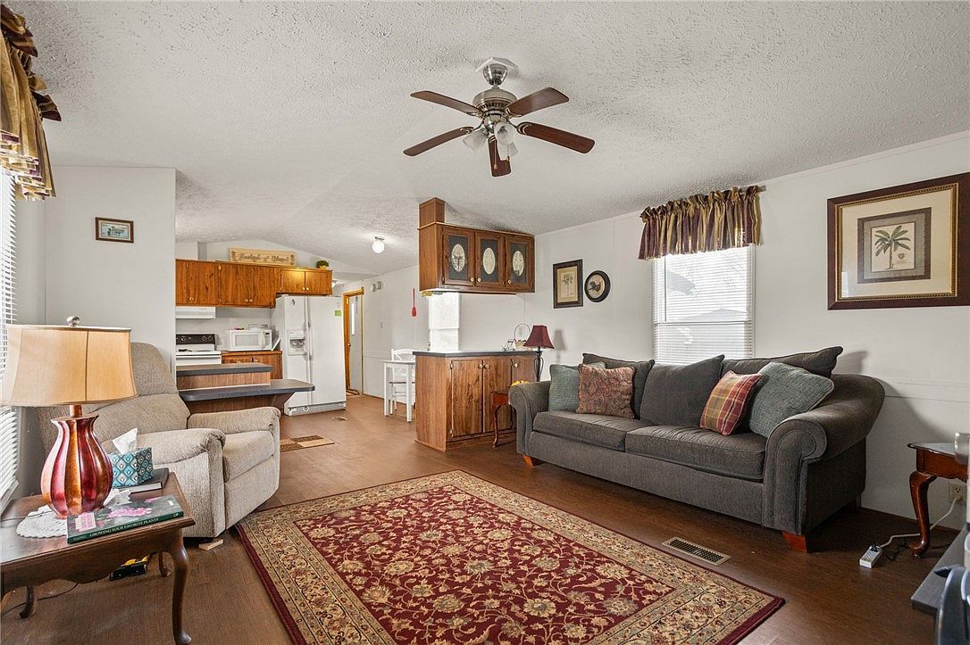 116 Beach Dr Ninety Six, SC 29666 - Thumbnail 5