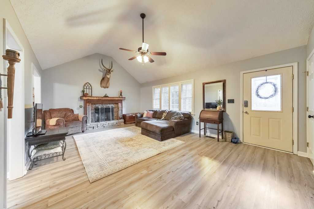 307 Queensbury Walk, Acworth, GA, USA, 30102 - Thumbnail 5