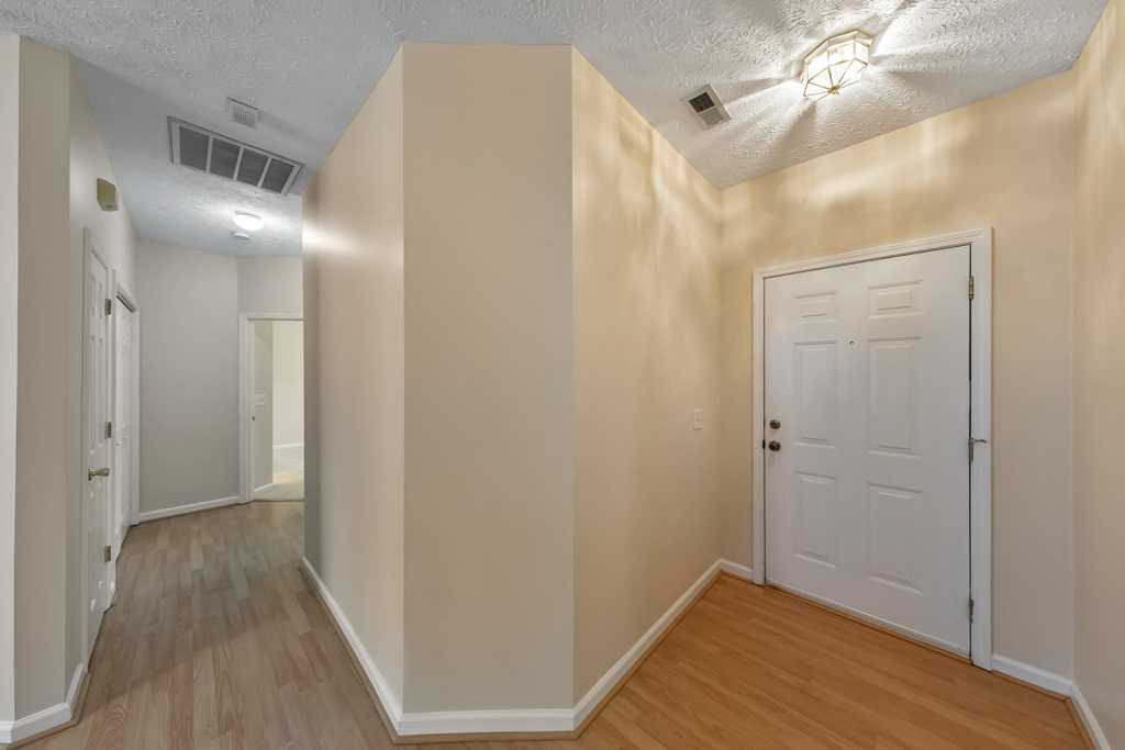 227 Windcroft Circle Northwest, Acworth, GA, USA, 30101 - Thumbnail 5