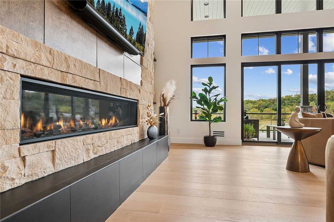 2099 Totteridge Dr Greensburg, PA 15601 - Thumbnail 5