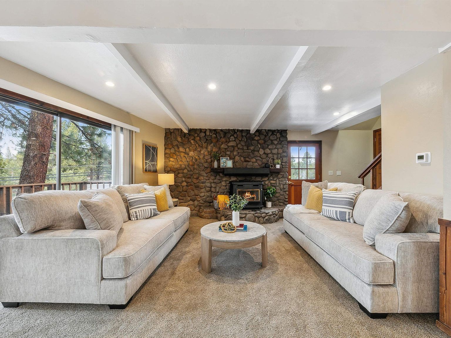 16029 Glenshire Dr Truckee, CA 96161 - Thumbnail 5