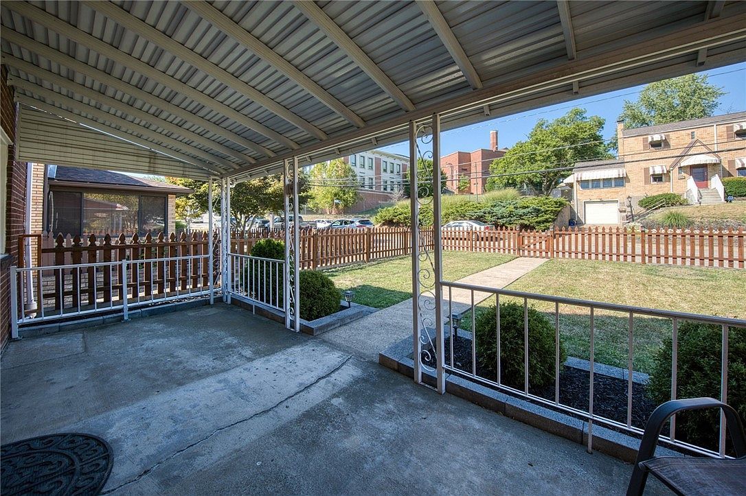 2382 Edgar St Pittsburgh, PA 15210 - Thumbnail 5