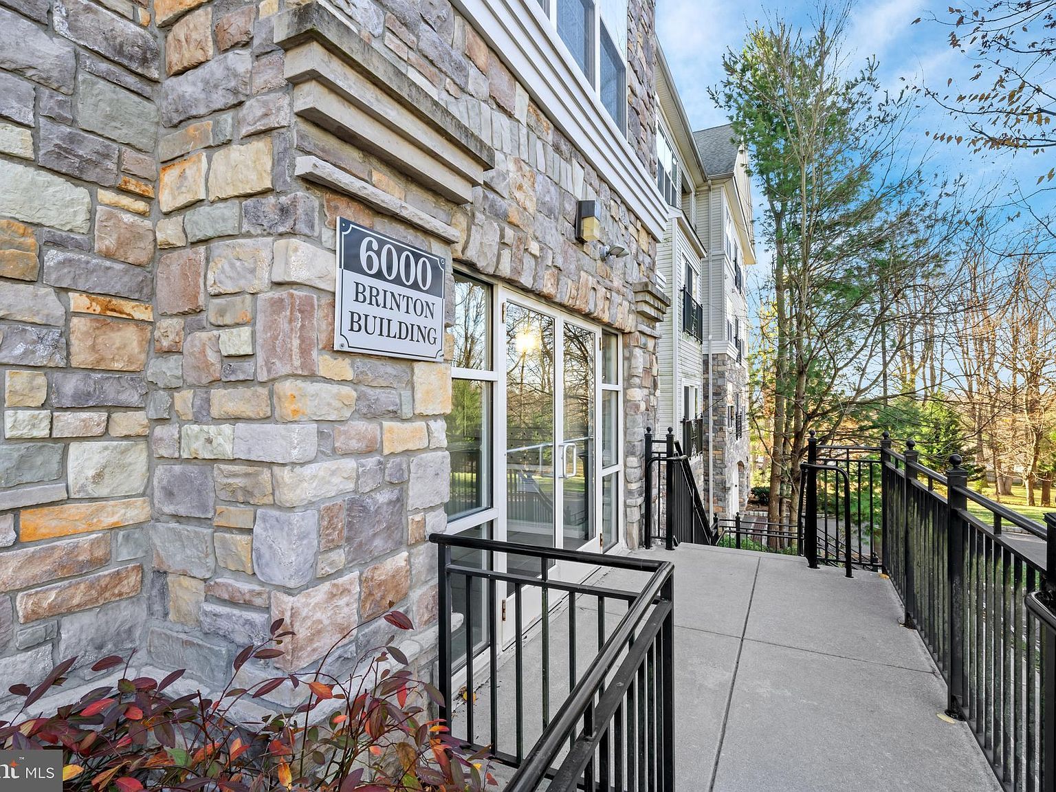 6107 Lydia Hollow Dr Glen Mills, PA 19342 - Thumbnail 5