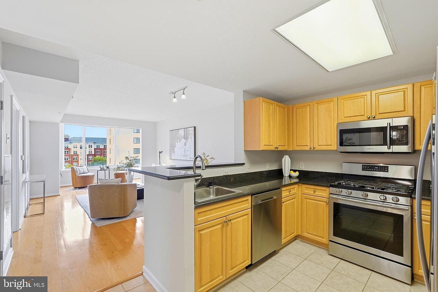 2726 Gallows Rd APT 806 Vienna, VA 22180 - Thumbnail 5