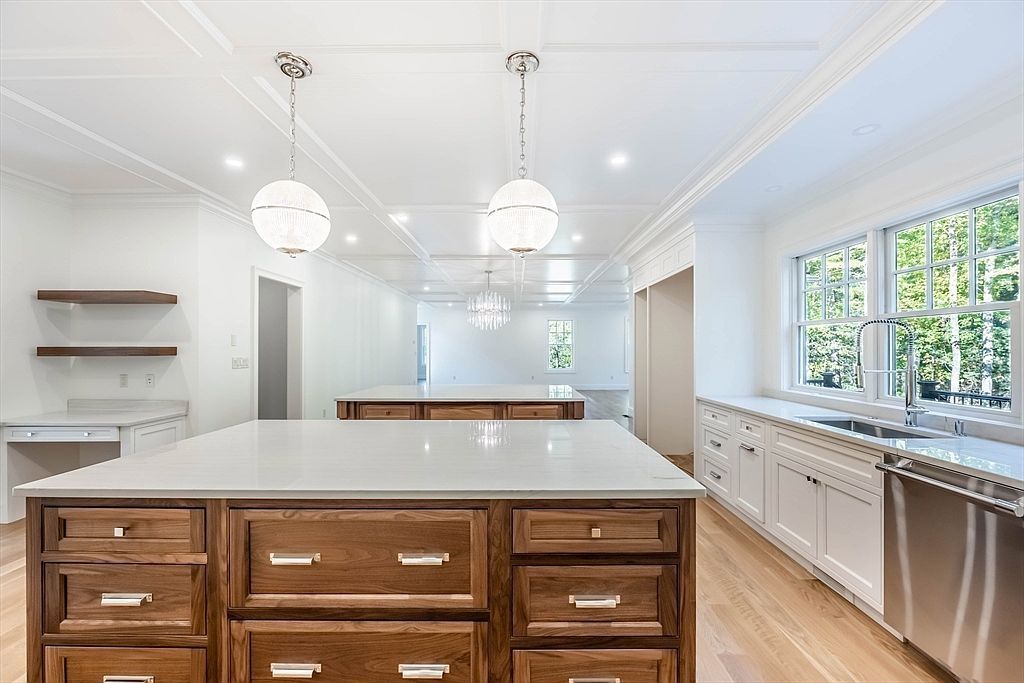 37 Sunset Rock Rd Andover, MA 01810 - Thumbnail 5