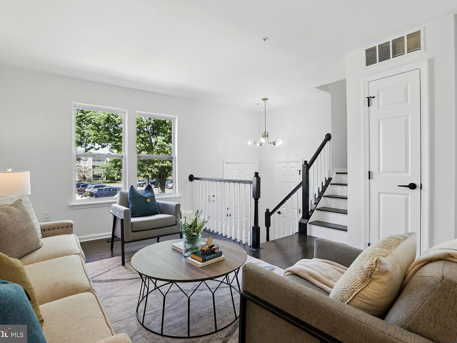 6019 Surrey Square Ln District Heights, MD 20747 - Thumbnail 5