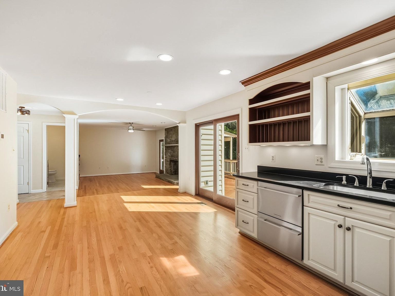 5704 Mossrock Dr North Bethesda, MD 20852 - Thumbnail 5