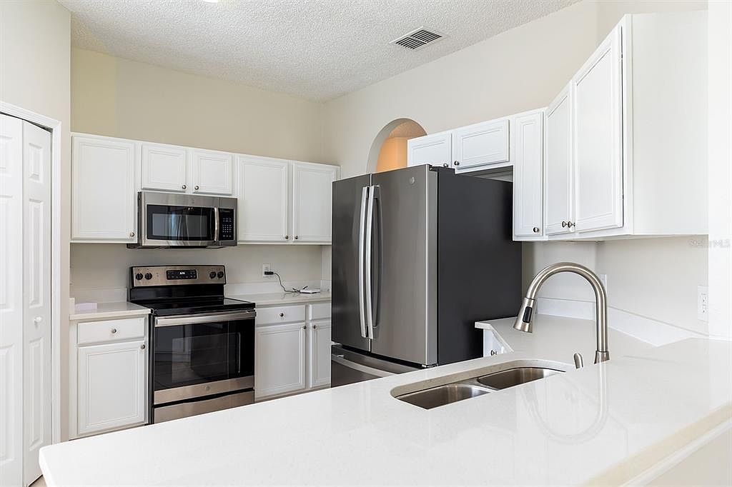 4936 Bellthorn Dr Orlando, FL 32837 - Thumbnail 5