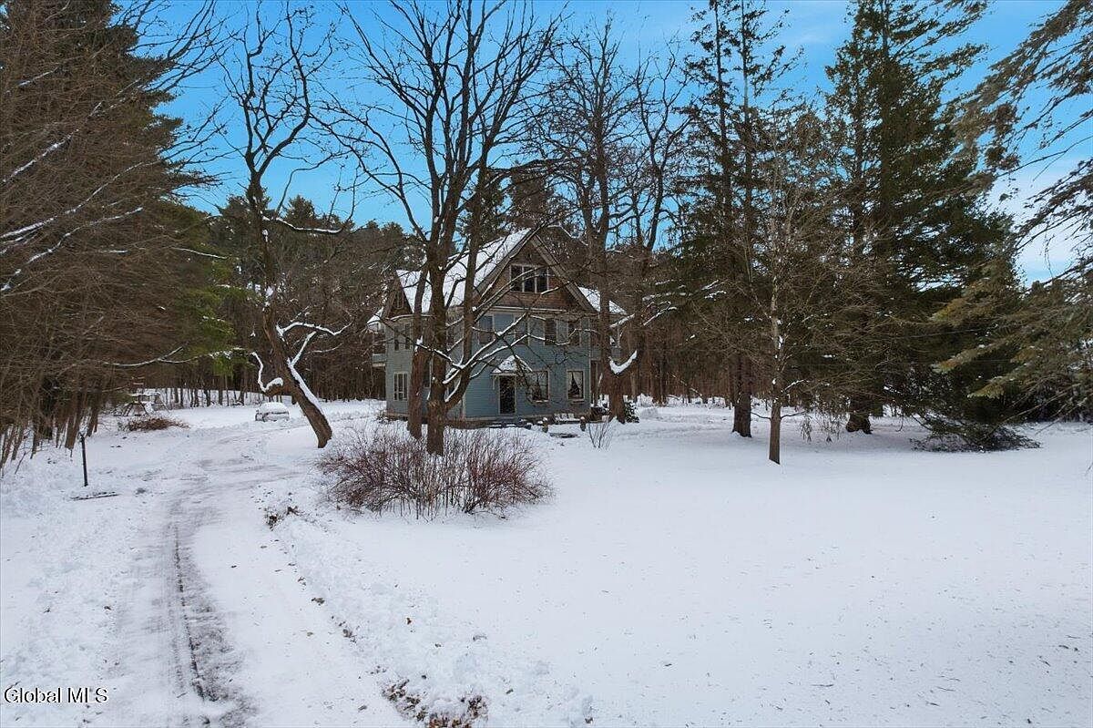 278 Ballston Ave Saratoga Springs, NY 12866 - Thumbnail 5